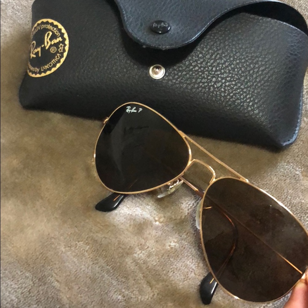 Dark brown RayBan aviators